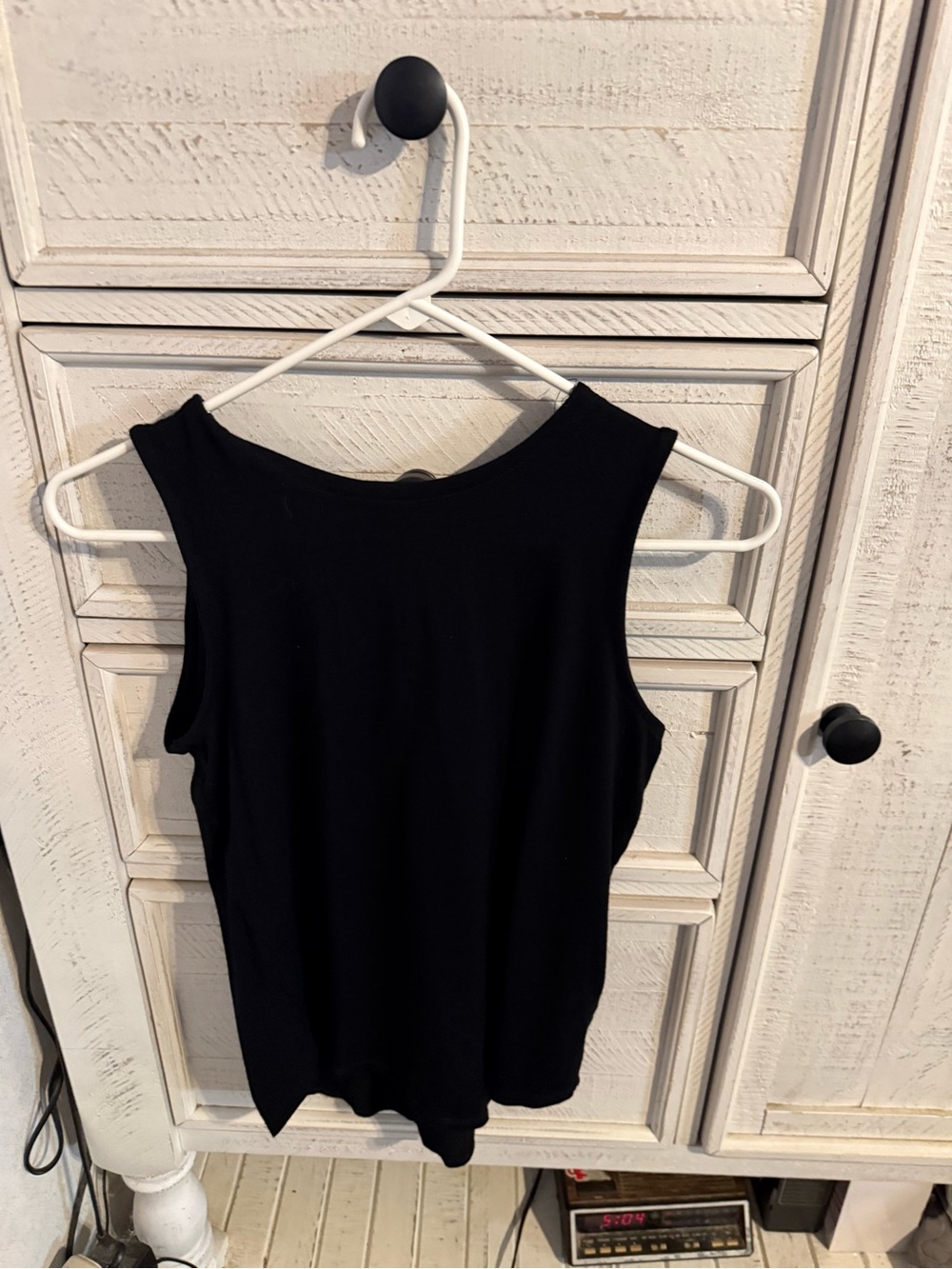 Cupio Black Sleeveless Ribbed Tank Top